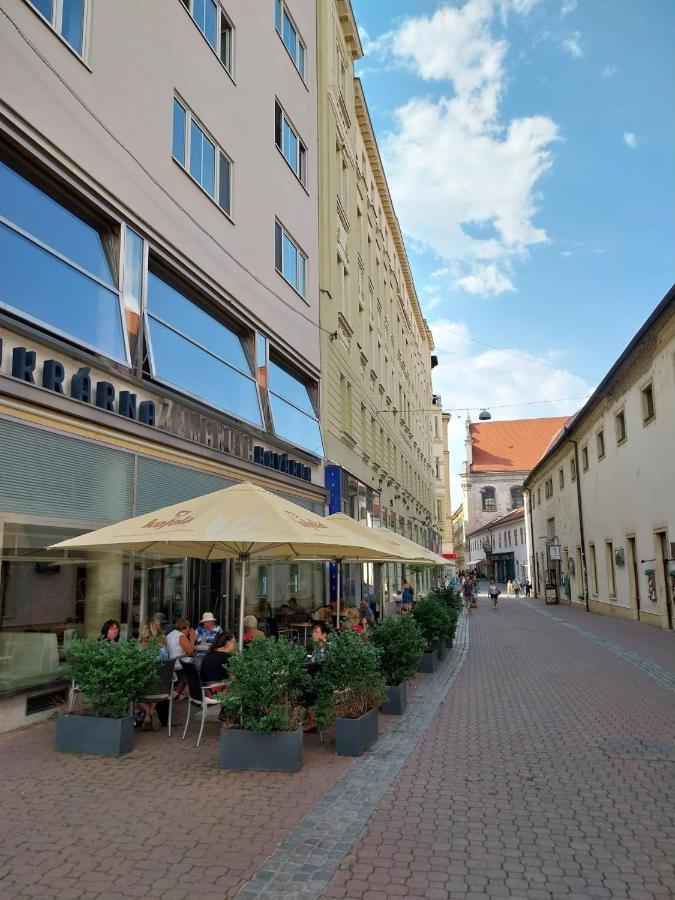 City Center Apartments - Moderna Brno Rimske Namesti V Exterior photo